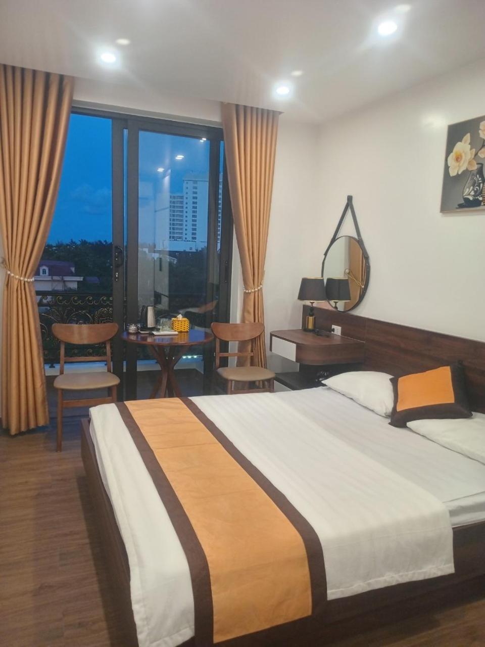 Quang Minh Hotel Ðố Sơn Extérieur photo